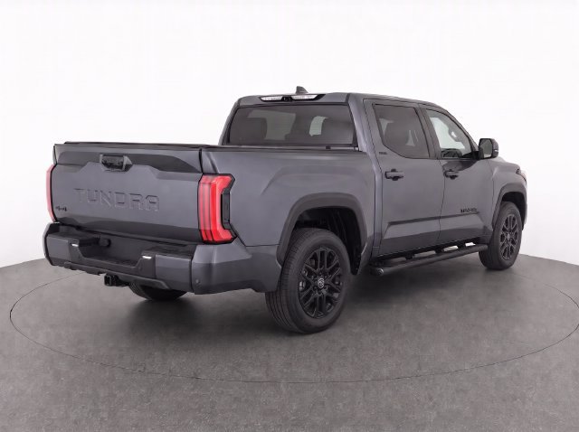 Used 2024 Toyota Tundra Limited AWD/4WD image 6