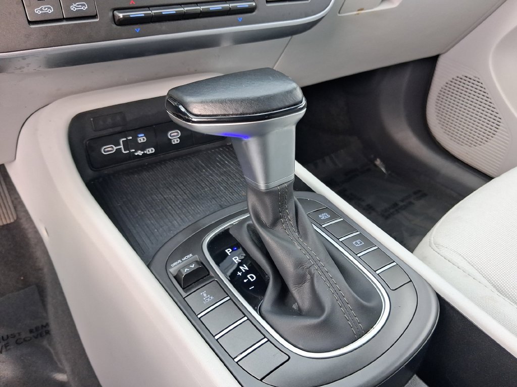 Used 2025 Hyundai Kona SEL AWD/4WD image 23