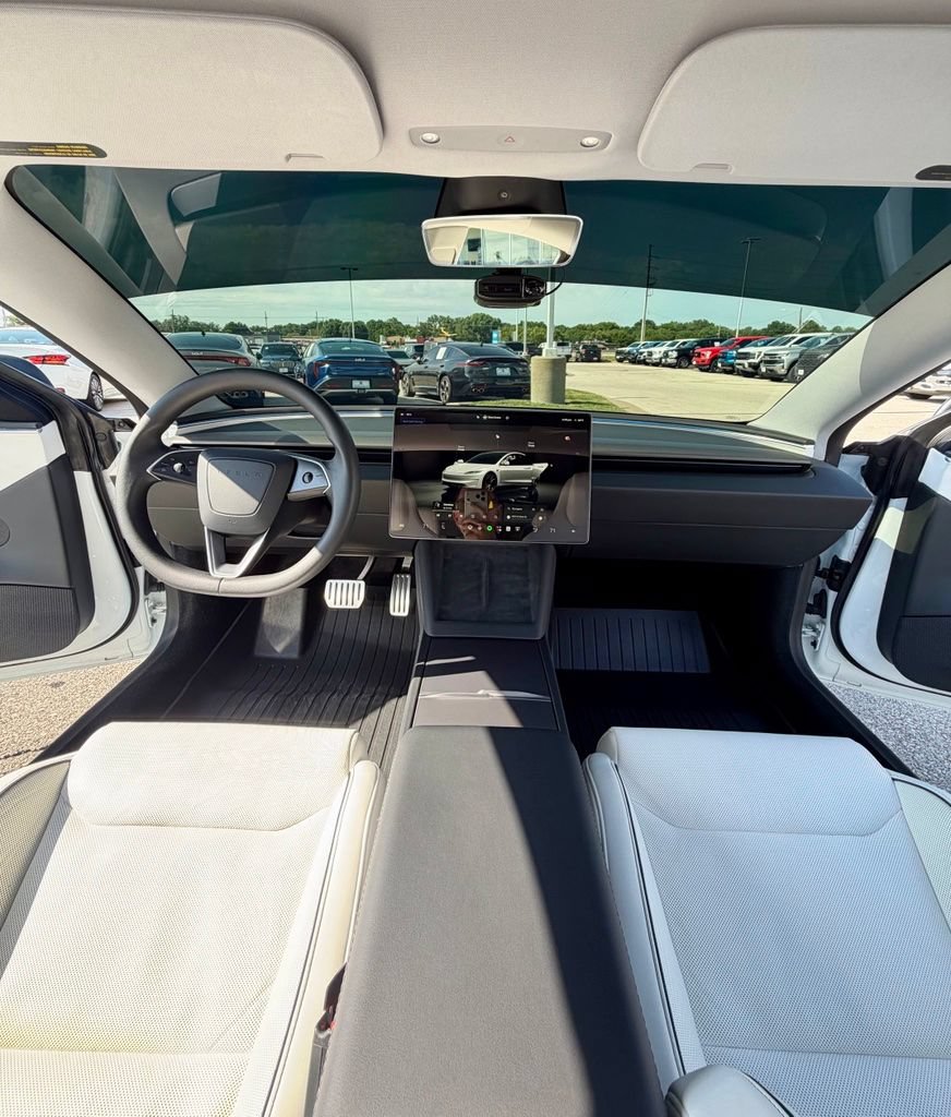 Used 2025 Tesla Model 3 Performance AWD/4WD image 16