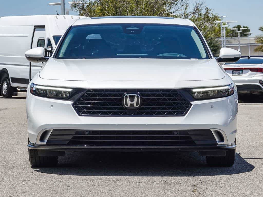 Used 2024 Honda Accord Touring image 2