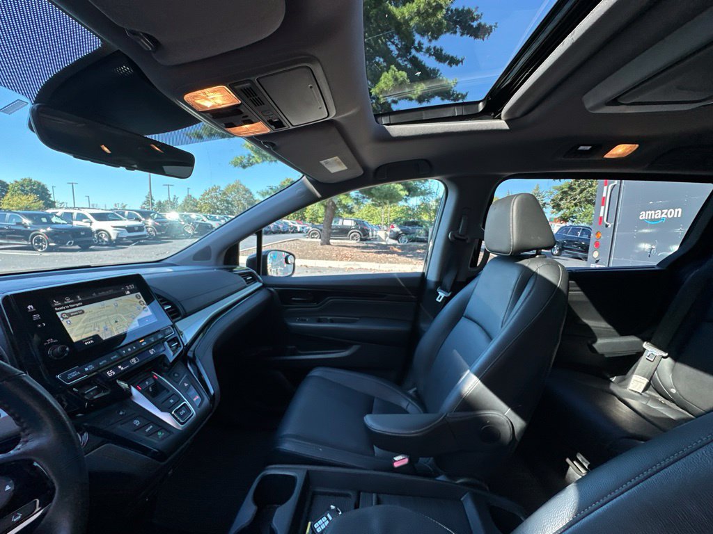 Used 2022 Honda Odyssey Touring image 9