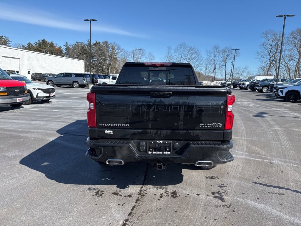 Used 2023 Chevrolet Silverado 1500 High Country w/ High Country Premium Package image 4