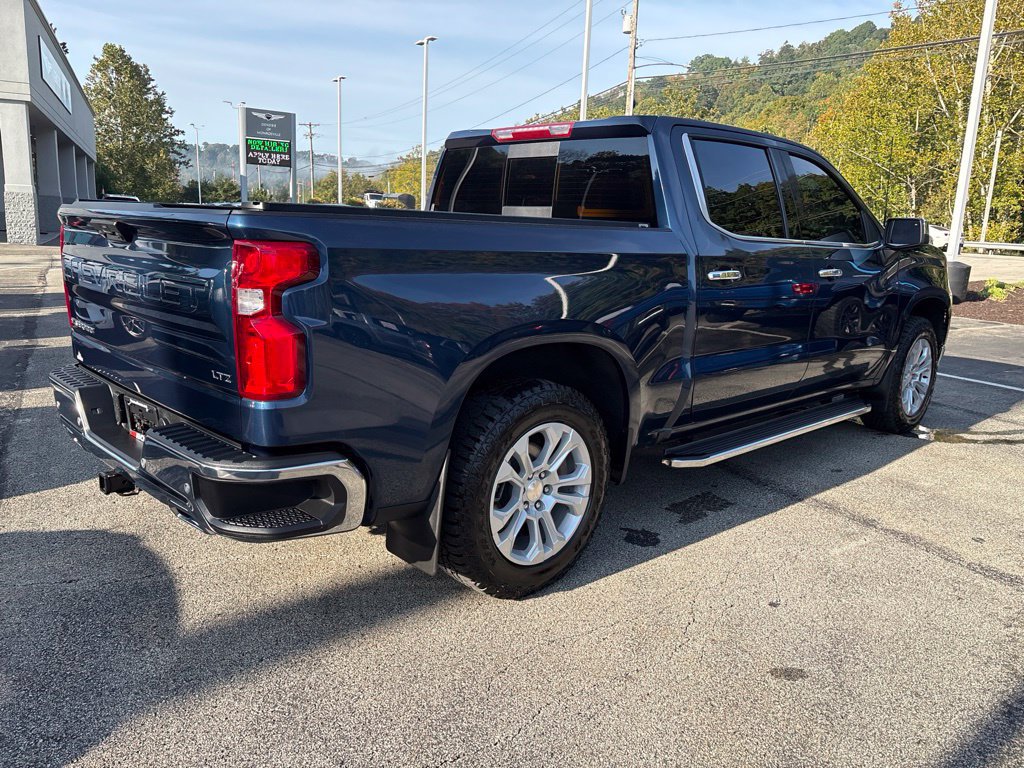 Certified 2023 Chevrolet Silverado 1500 LTZ w/ LTZ Premium Package AWD/4WD image 6