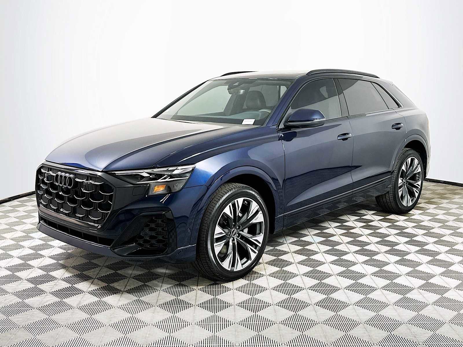 New 2025 Audi Q8 Premium Plus image 3