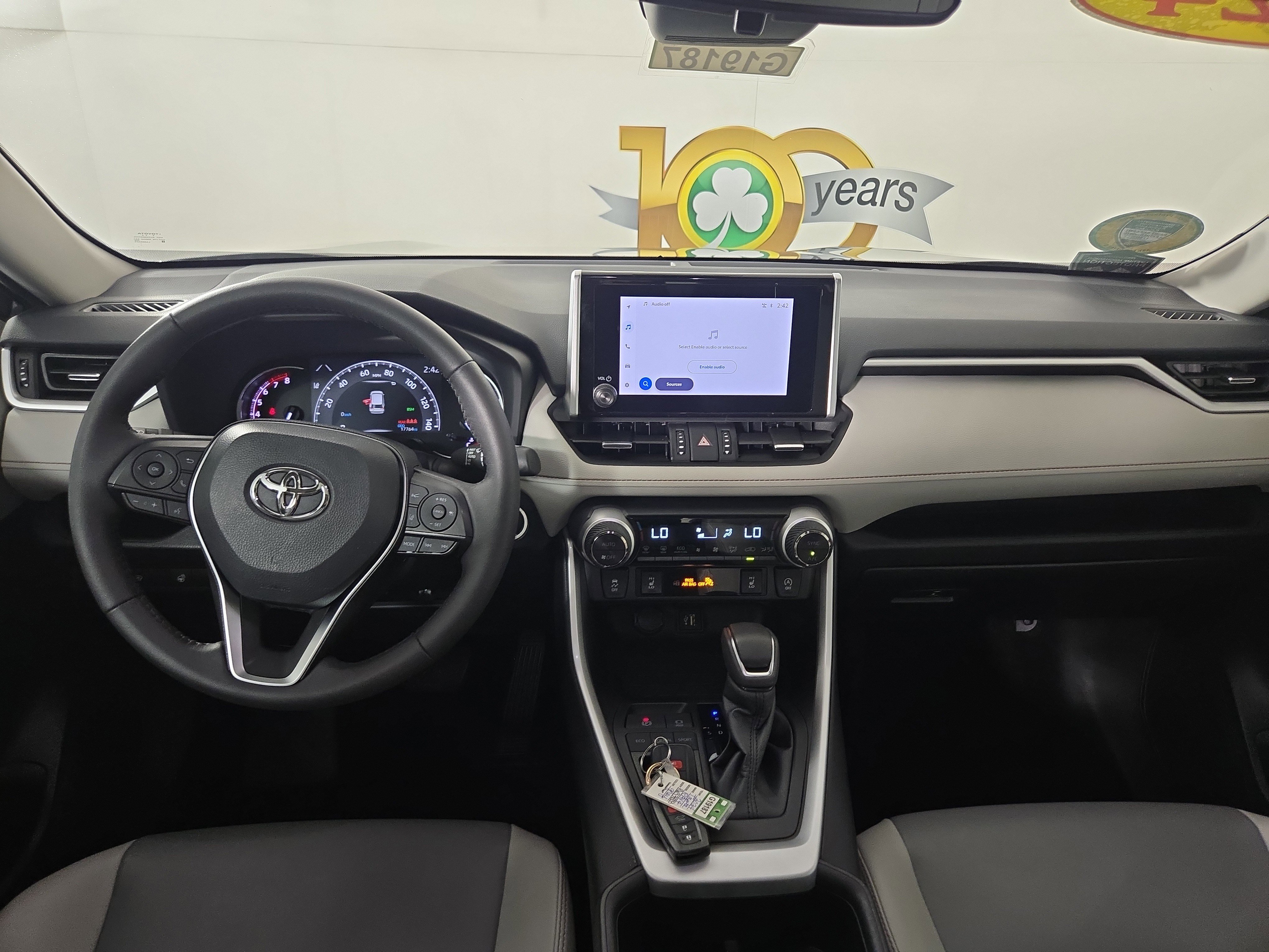 Used 2024 Toyota RAV4 XLE Premium image 13