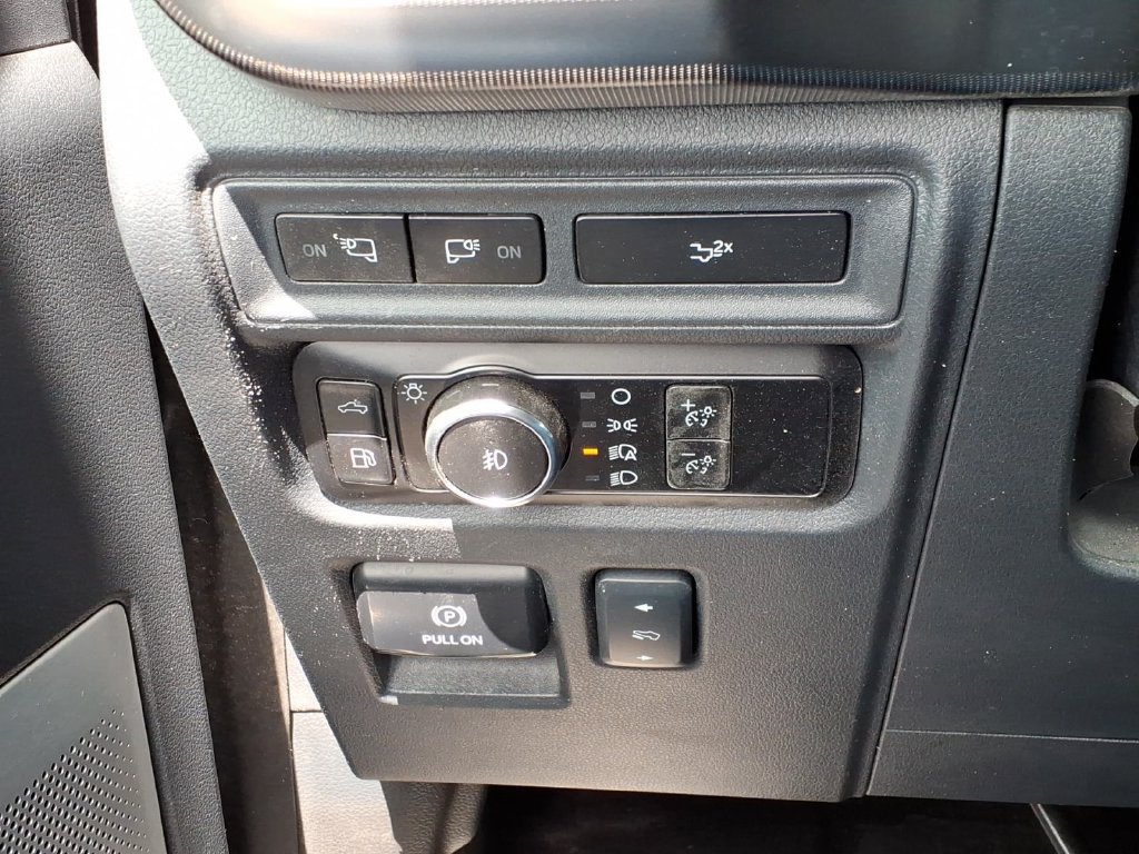Used 2024 Ford F150 Lariat w/ Equipment Group 502A High AWD/4WD image 38