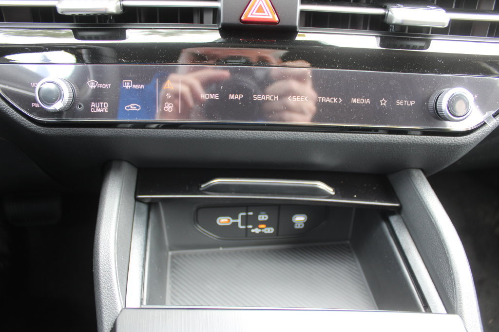 New 2027 Kia Sportage LX FWD image 37
