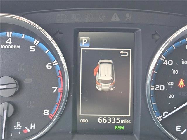 Used 2018 Toyota RAV4 Platinum FWD image 13