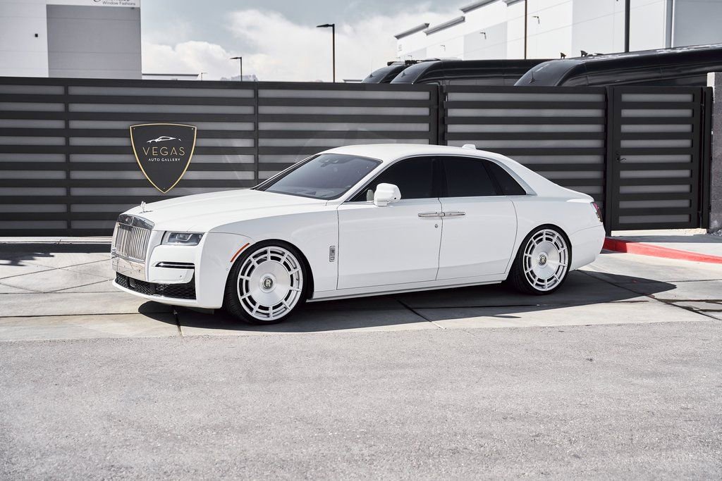 Used 2022 Rolls-Royce Ghost w/ Ghost Package AWD/4WD image 7