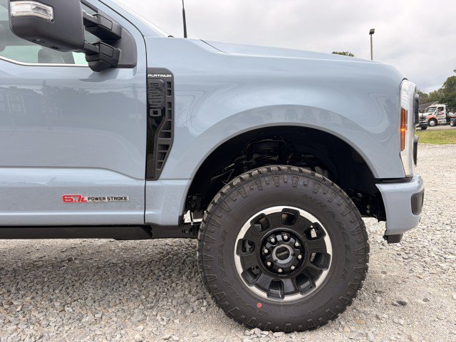 New 2027 Ford F250 Platinum w/ Tremor Off-Road Package AWD/4WD image 13