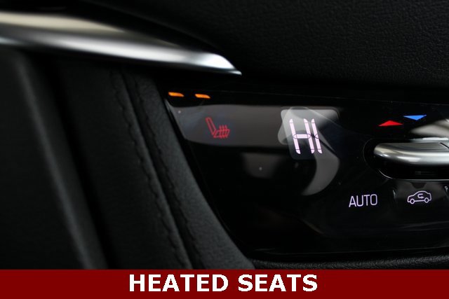 New 2025 Cadillac XT6 Luxury image 17