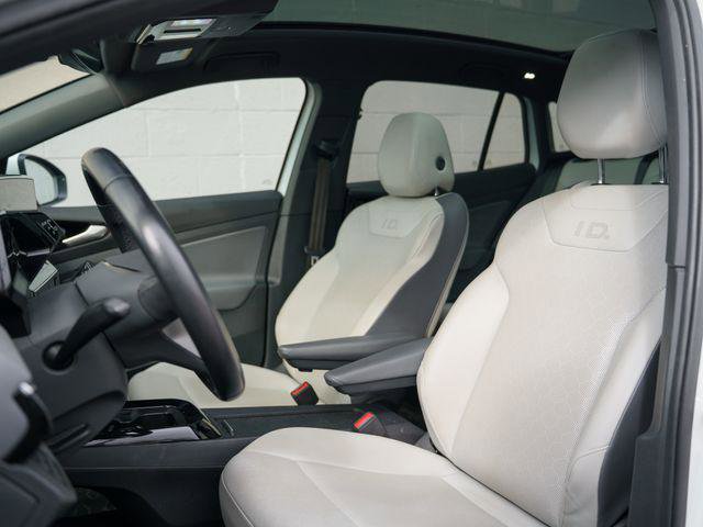 Used 2021 Volkswagen ID.4 Pro S w/ Gradient Package AWD/4WD image 5