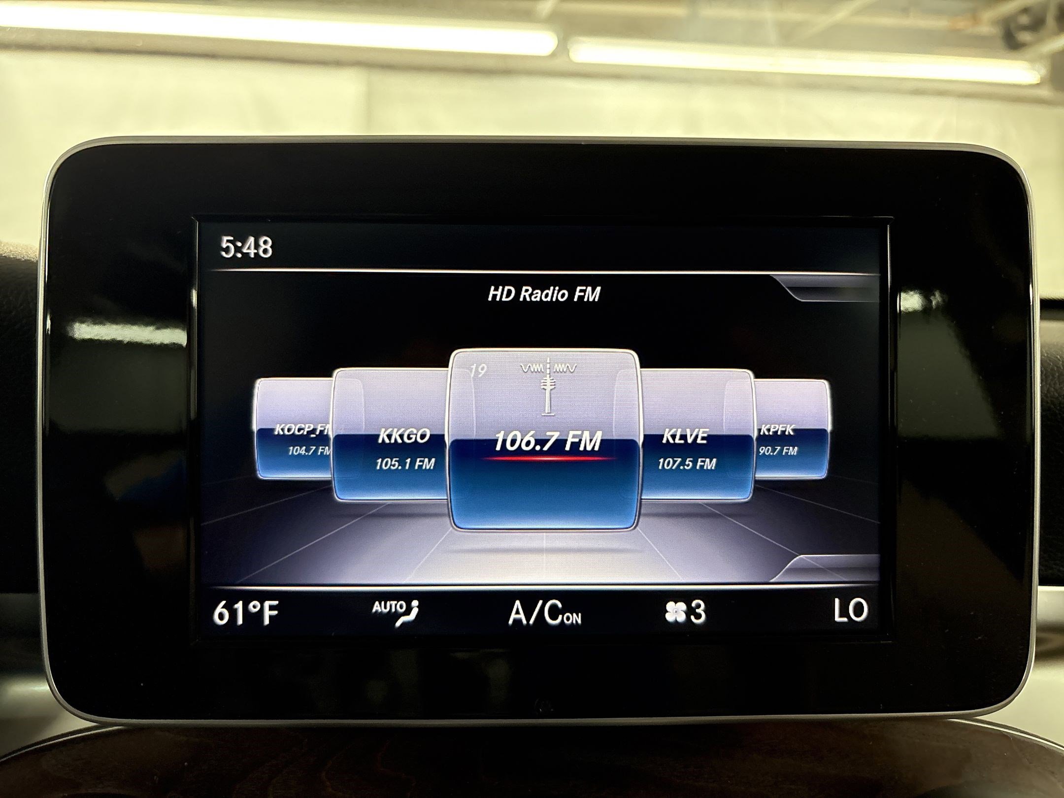 Used 2019 Mercedes-Benz GLC 350e 4MATIC image 22