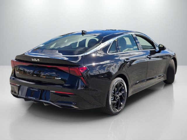 New 2027 Kia K5 GT-Line FWD image 4