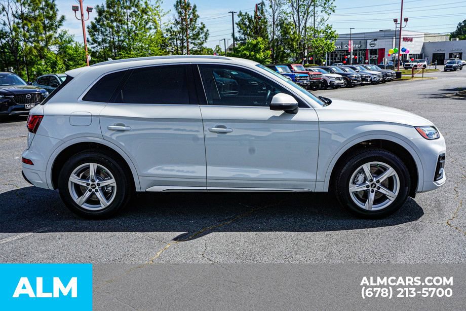Used 2021 Audi Q5 2.0T Premium w/ Convenience Package image 9