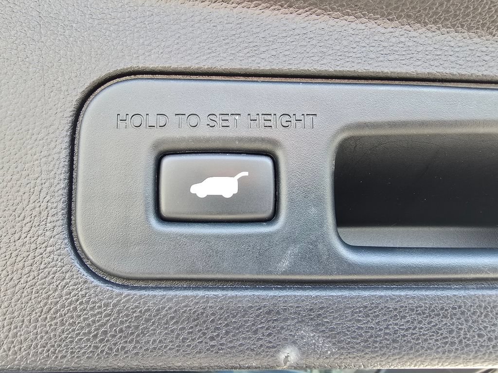 Used 2024 Acura MDX SH-AWD w/ Technology Package image 20