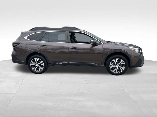 Used 2022 Subaru Outback Limited image 2