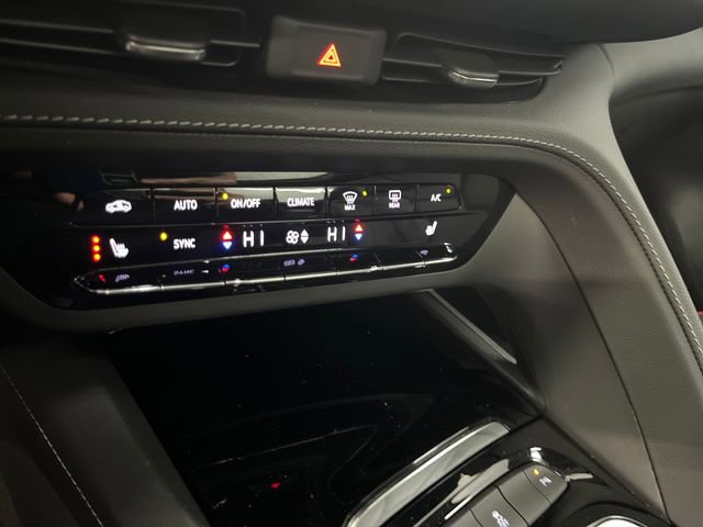 Used 2023 Buick Envision Essence w/ Sport Touring Package image 18