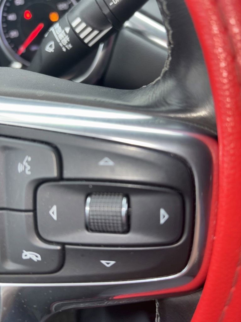 Used 2019 Chevrolet Blazer LT image 29