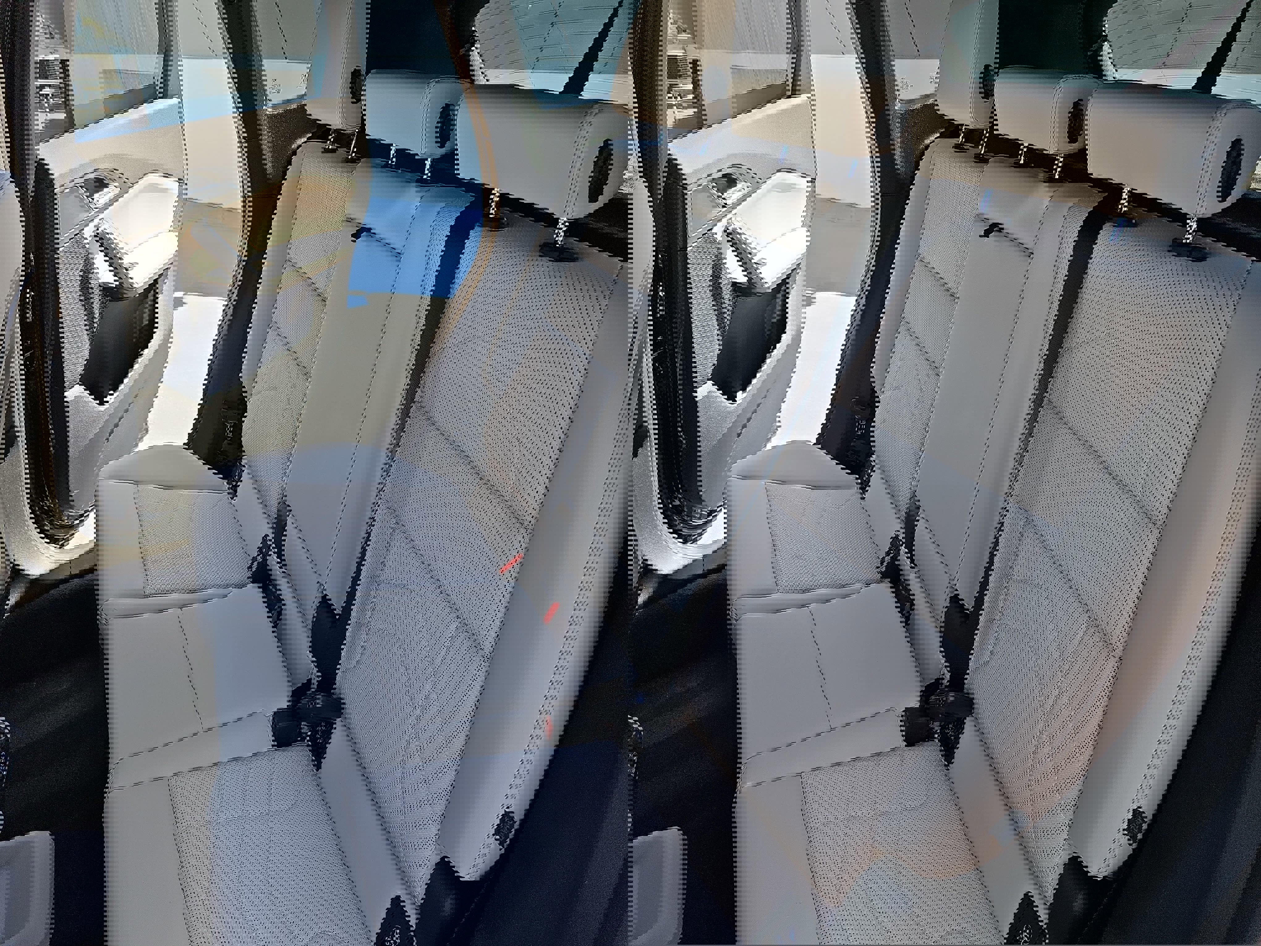 Used 2025 BMW X1 xDrive28i w/ Convenience Package image 14