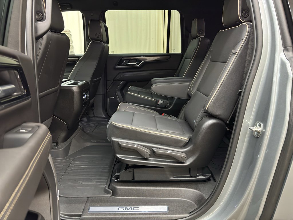 New 2026 GMC Yukon XL Elevation w/ LPO, Floor Liner Package image 15