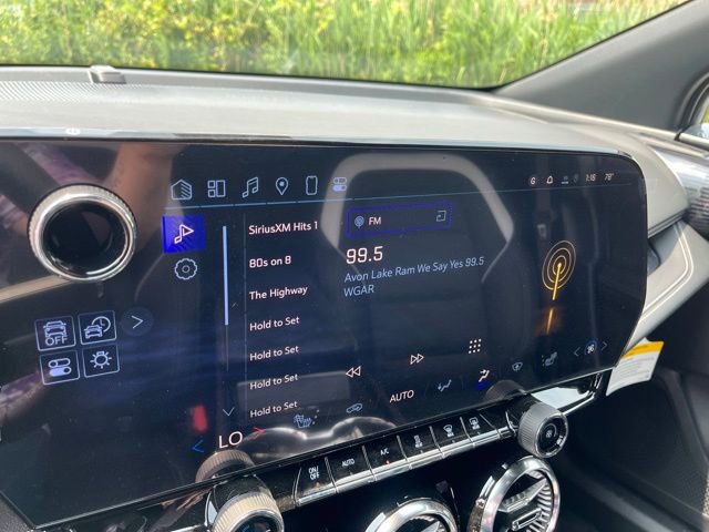 New 2025 Chevrolet Blazer EV LT AWD/4WD image 17