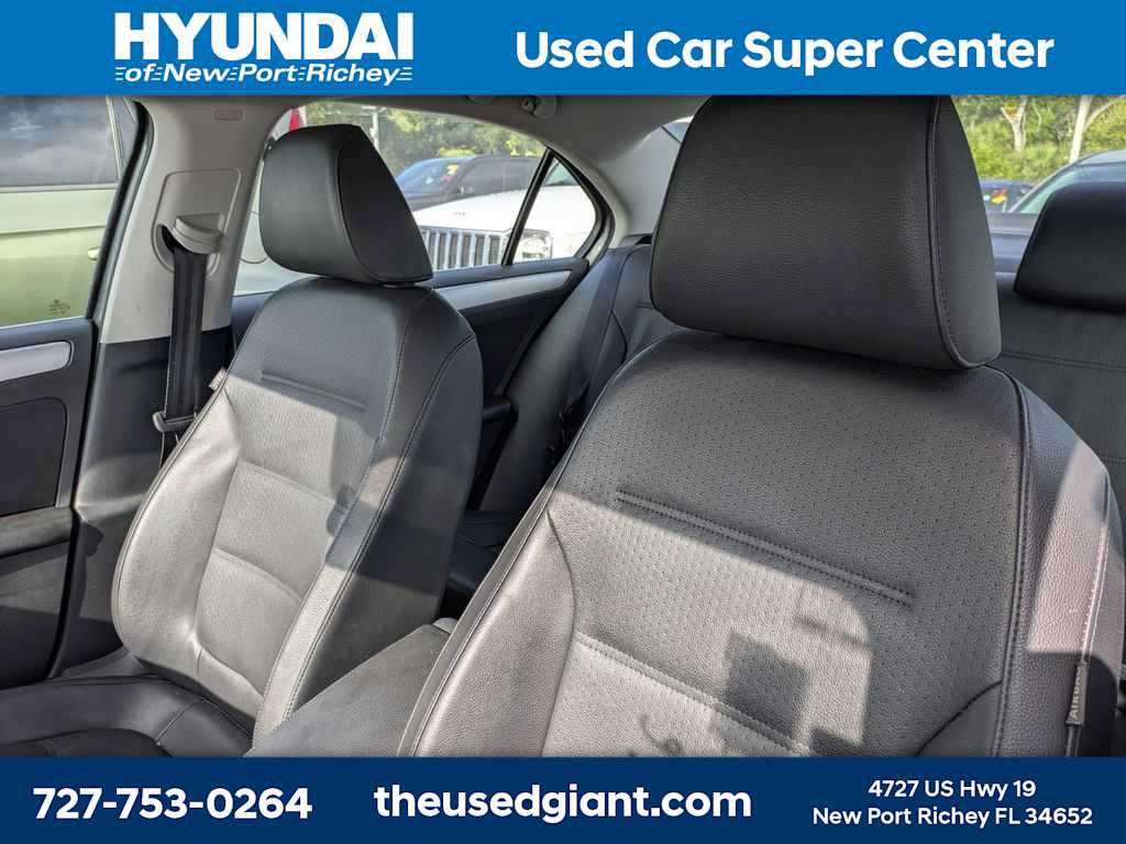 Used 2014 Volkswagen Jetta SE FWD image 3
