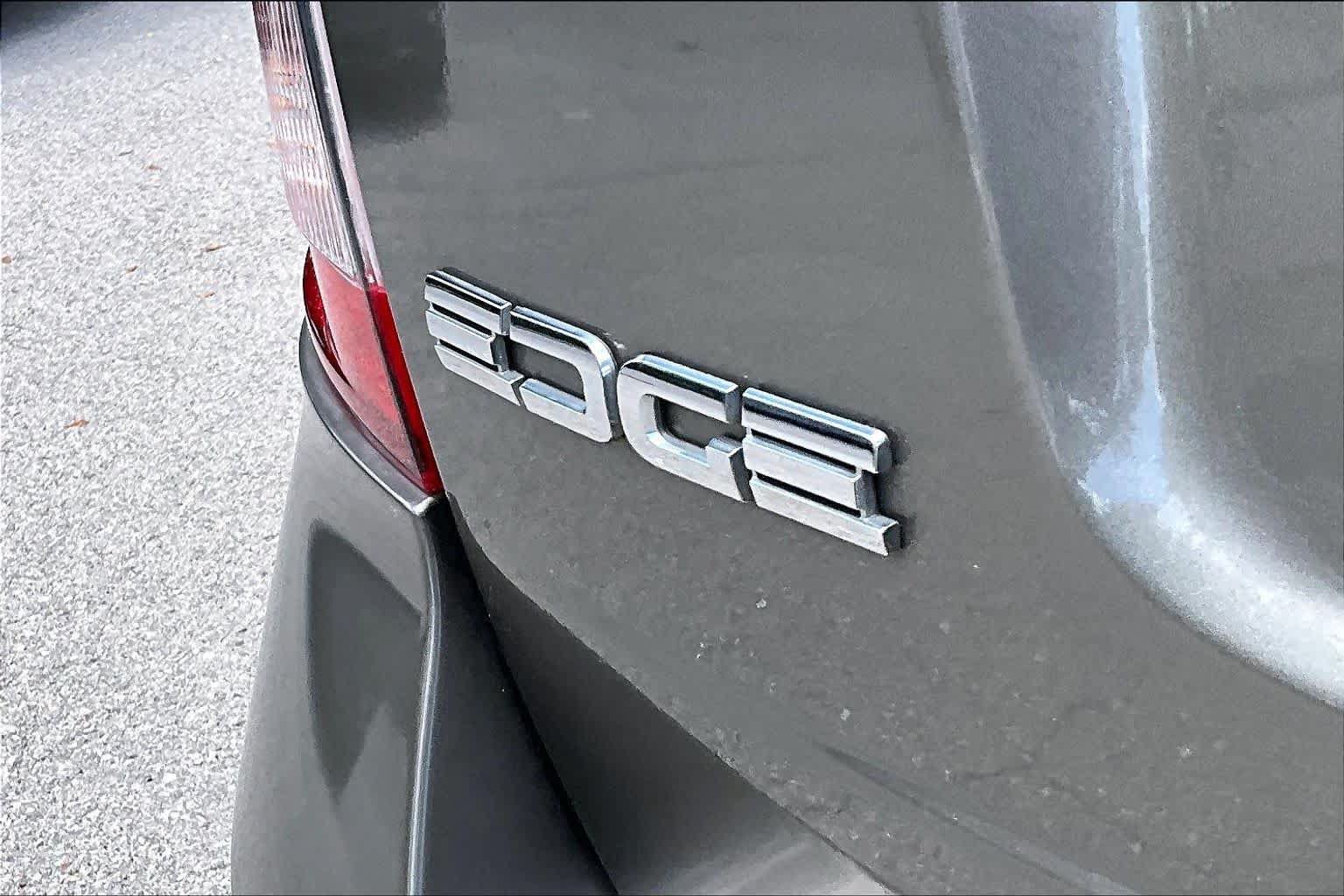 Used 2013 Ford Edge SEL FWD image 10
