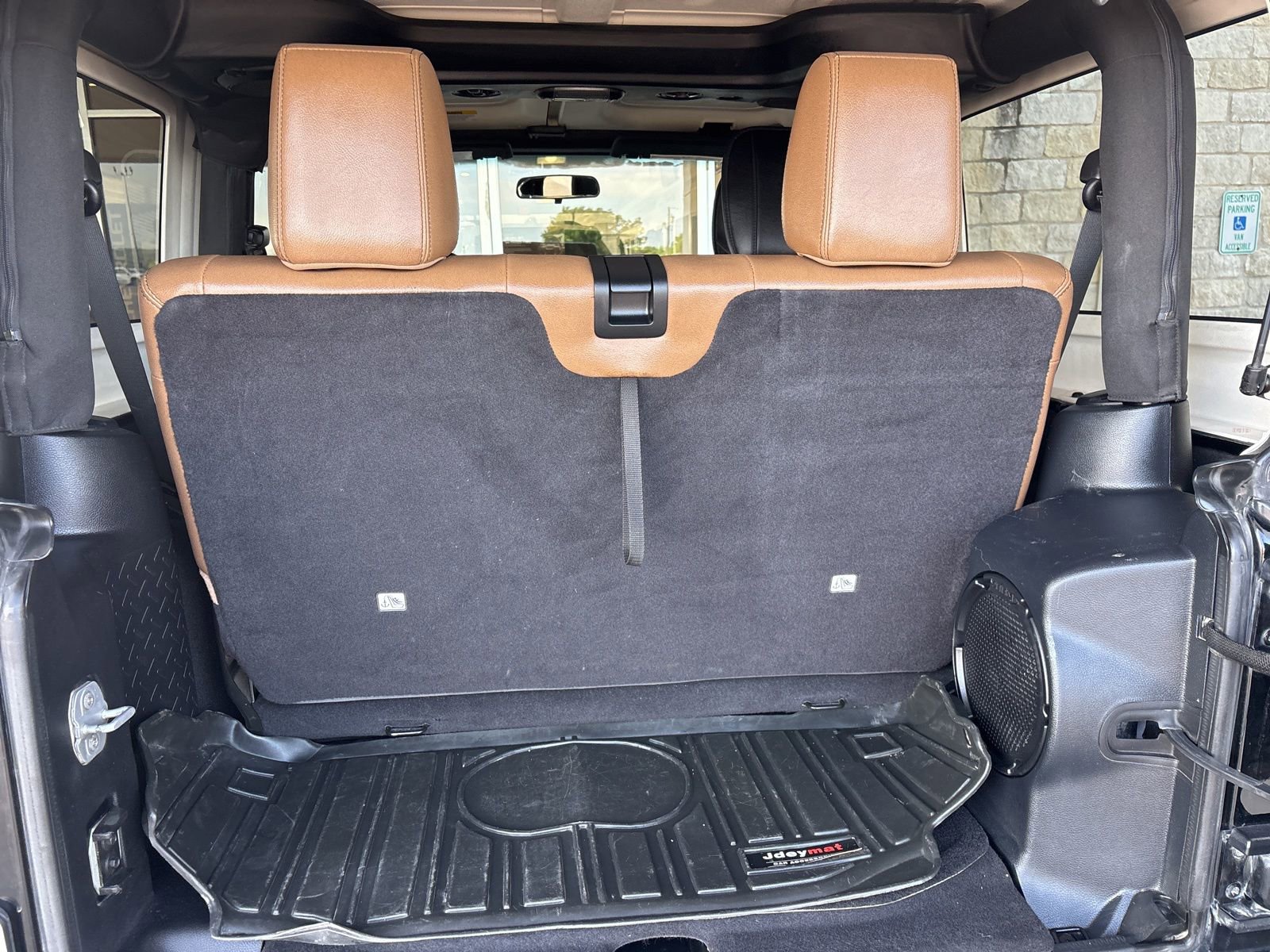 Used 2011 Jeep Wrangler Rubicon w/ Dual Top Group AWD/4WD image 15