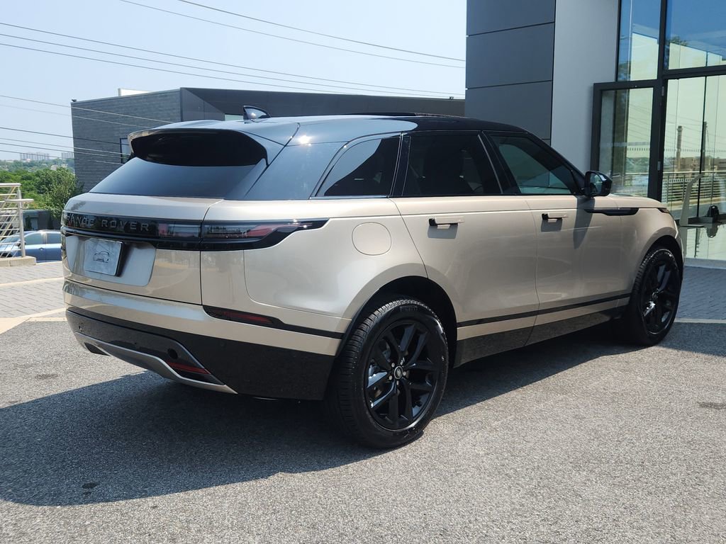 Certified 2026 Land Rover Range Rover Velar Dynamic SE AWD/4WD image 2