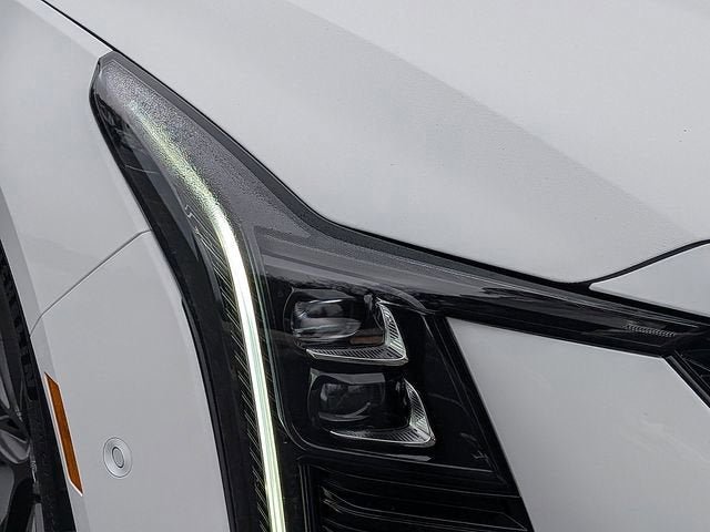 New 2026 Cadillac CT5 V image 9