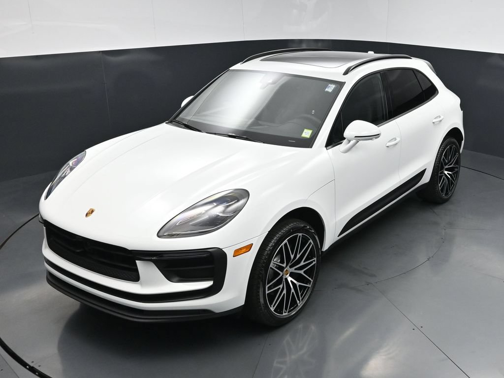 New 2026 Porsche Macan AWD/4WD image 14