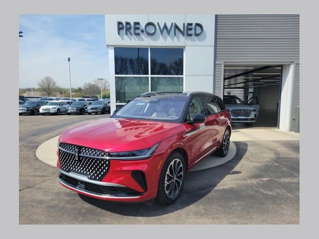 Certified 2024 Lincoln Nautilus Reserve w/ Equipment Group 202A AWD/4WD image 1