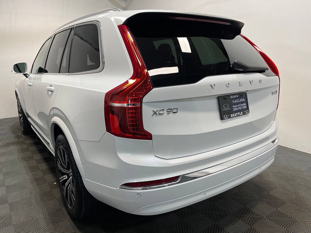 Used 2023 Volvo XC90 B6 Plus AWD/4WD image 22