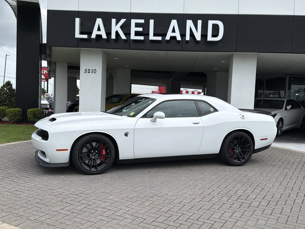 Used 2023 Dodge Challenger SRT Hellcat RWD image 2