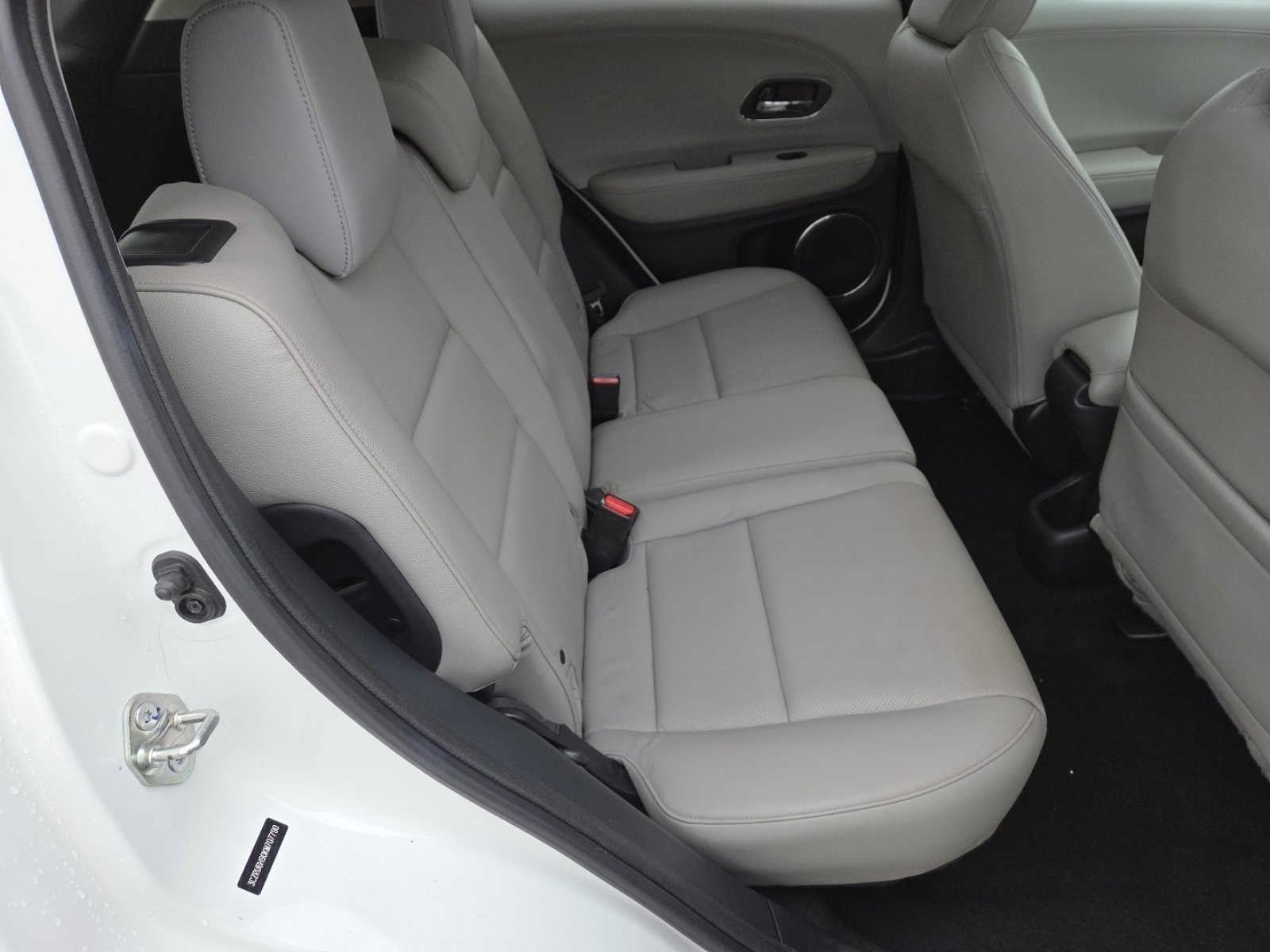 Used 2019 Honda HR-V Touring image 22