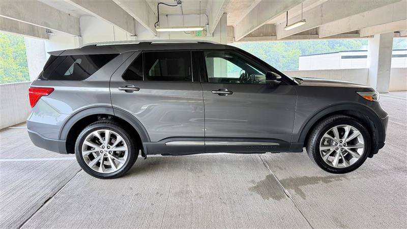 Used 2021 Ford Explorer Platinum w/ Equipment Group 601A AWD/4WD image 5