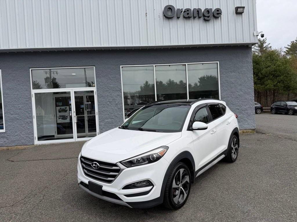 Used 2019 Hyundai Tucson Value w/ Cargo Package AWD/4WD image 2