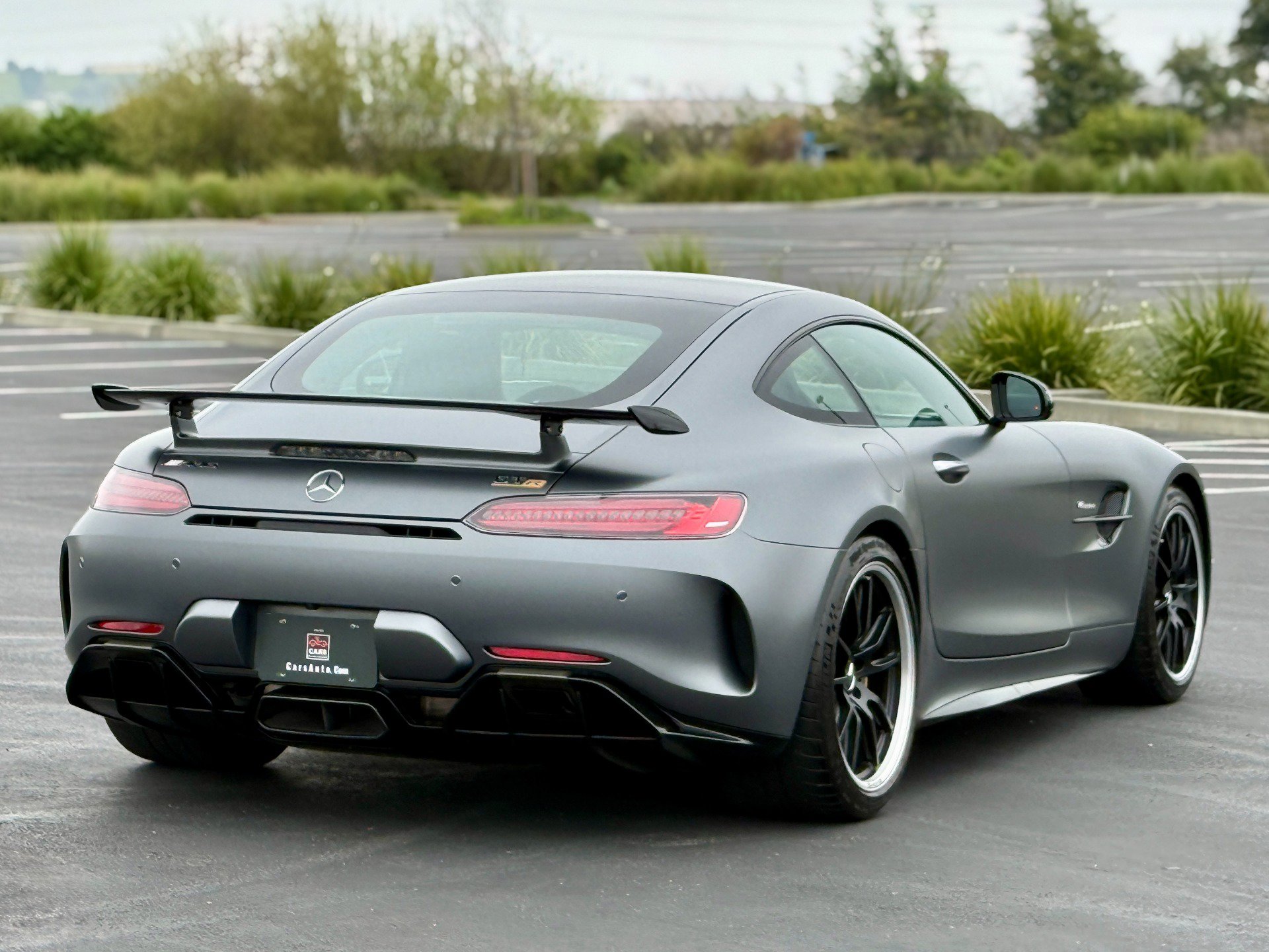 Used 2018 Mercedes-Benz AMG GT R image 17