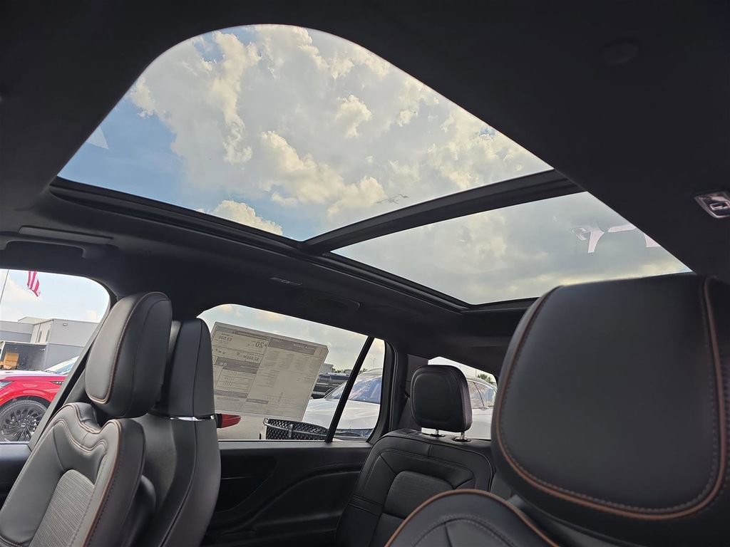 New 2025 Lincoln Aviator Black Label image 27