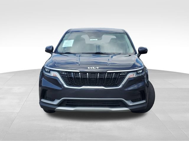Used 2022 Kia Carnival LX FWD image 2