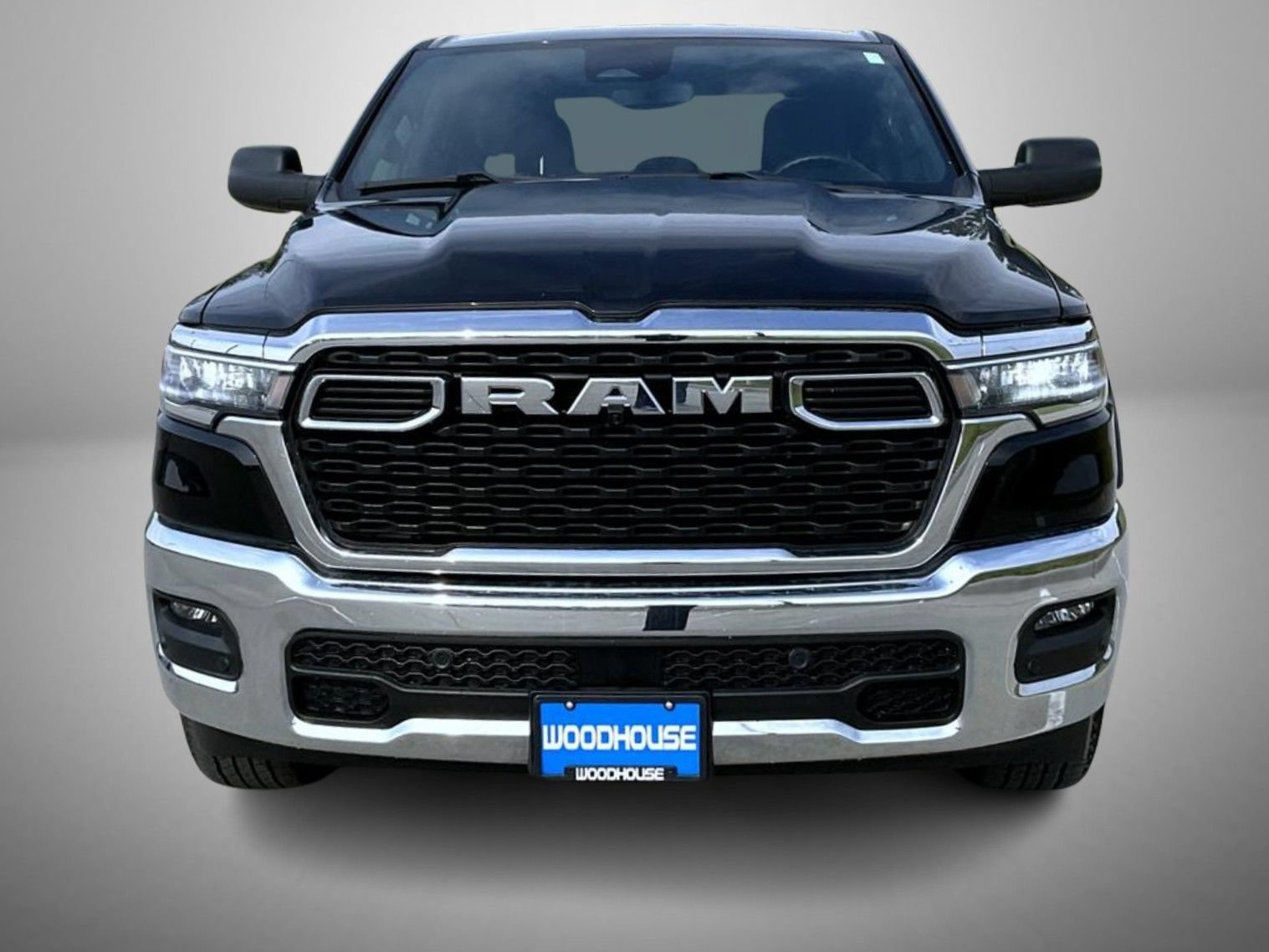 Used 2025 RAM 1500 Big Horn AWD/4WD image 2