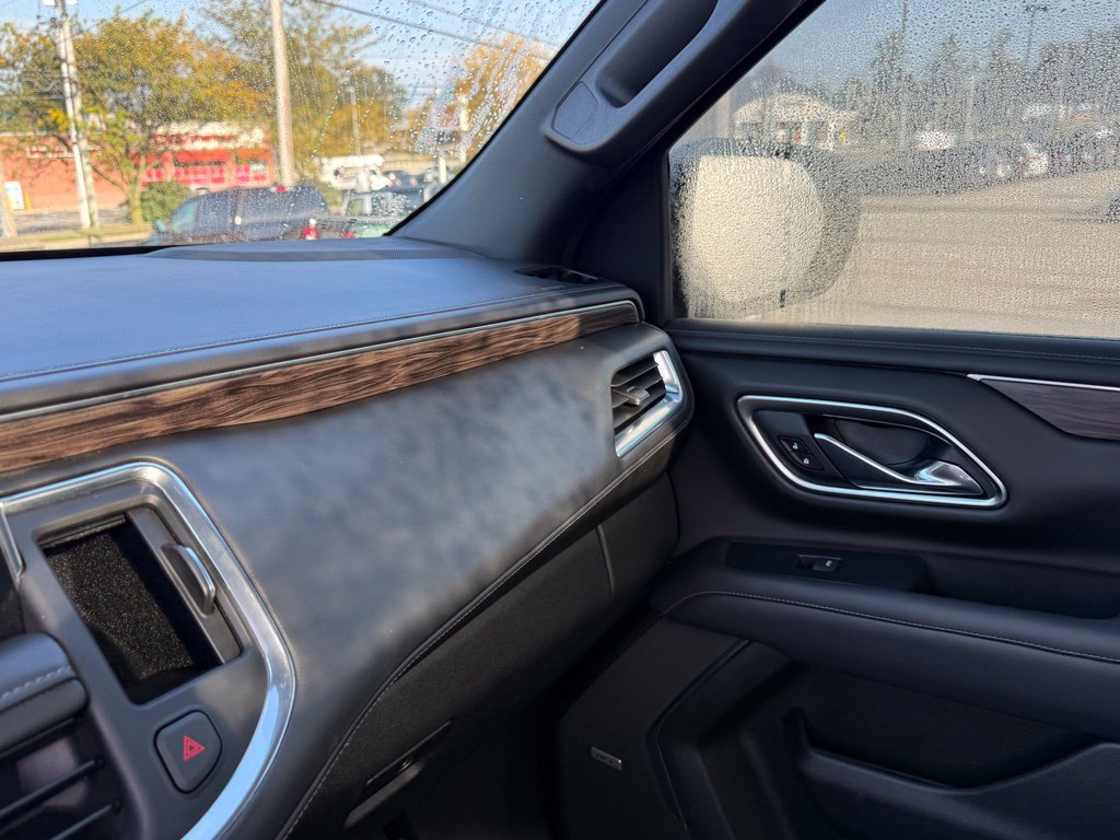 Used 2021 Chevrolet Tahoe LT w/ LT Signature Package AWD/4WD image 22