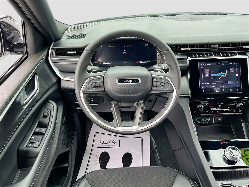 Certified 2025 Jeep Grand Cherokee Altitude image 22