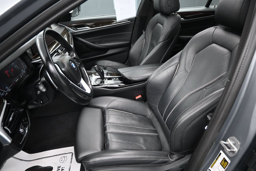 Used 2023 BMW 530i xDrive w/ Convenience Package AWD/4WD image 24