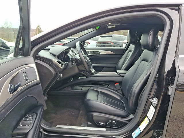 Used 2019 Lincoln MKZ Premiere FWD image 13