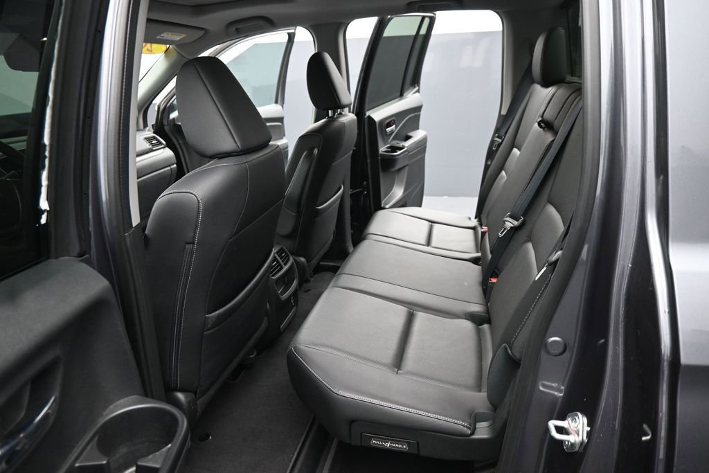 Used 2023 Honda Ridgeline RTL-E image 16