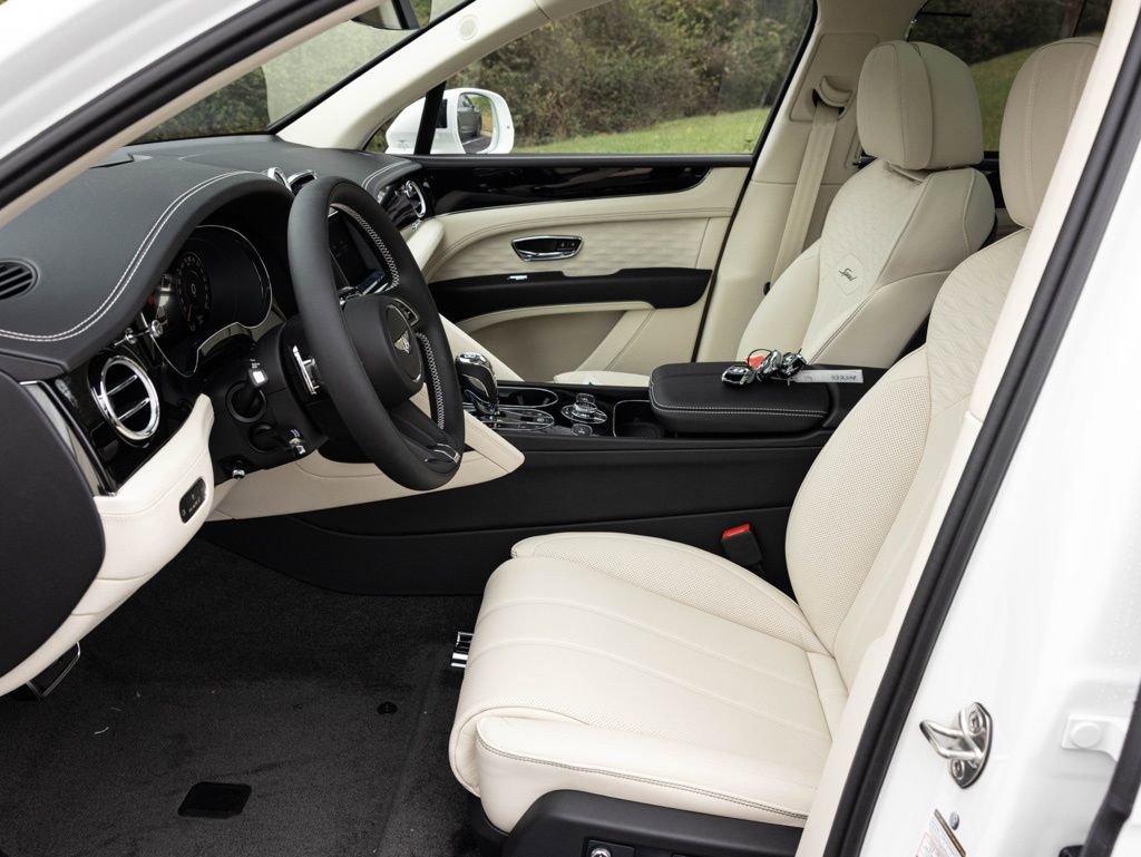 New 2026 Bentley Bentayga Speed AWD/4WD image 33