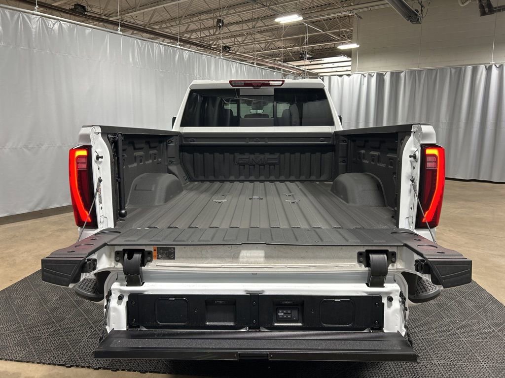 New 2025 GMC Sierra 2500 Denali Ultimate w/ Max Trailering Package image 6