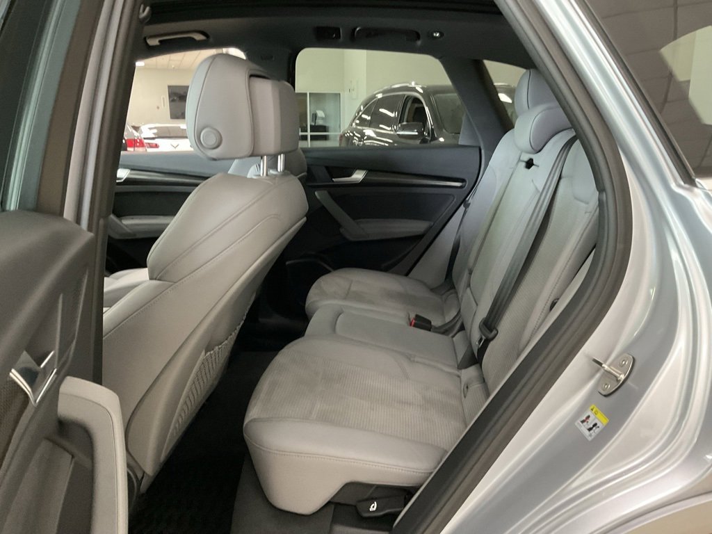 Used 2022 Audi SQ5 Premium Plus w/ Premium Plus Package image 22